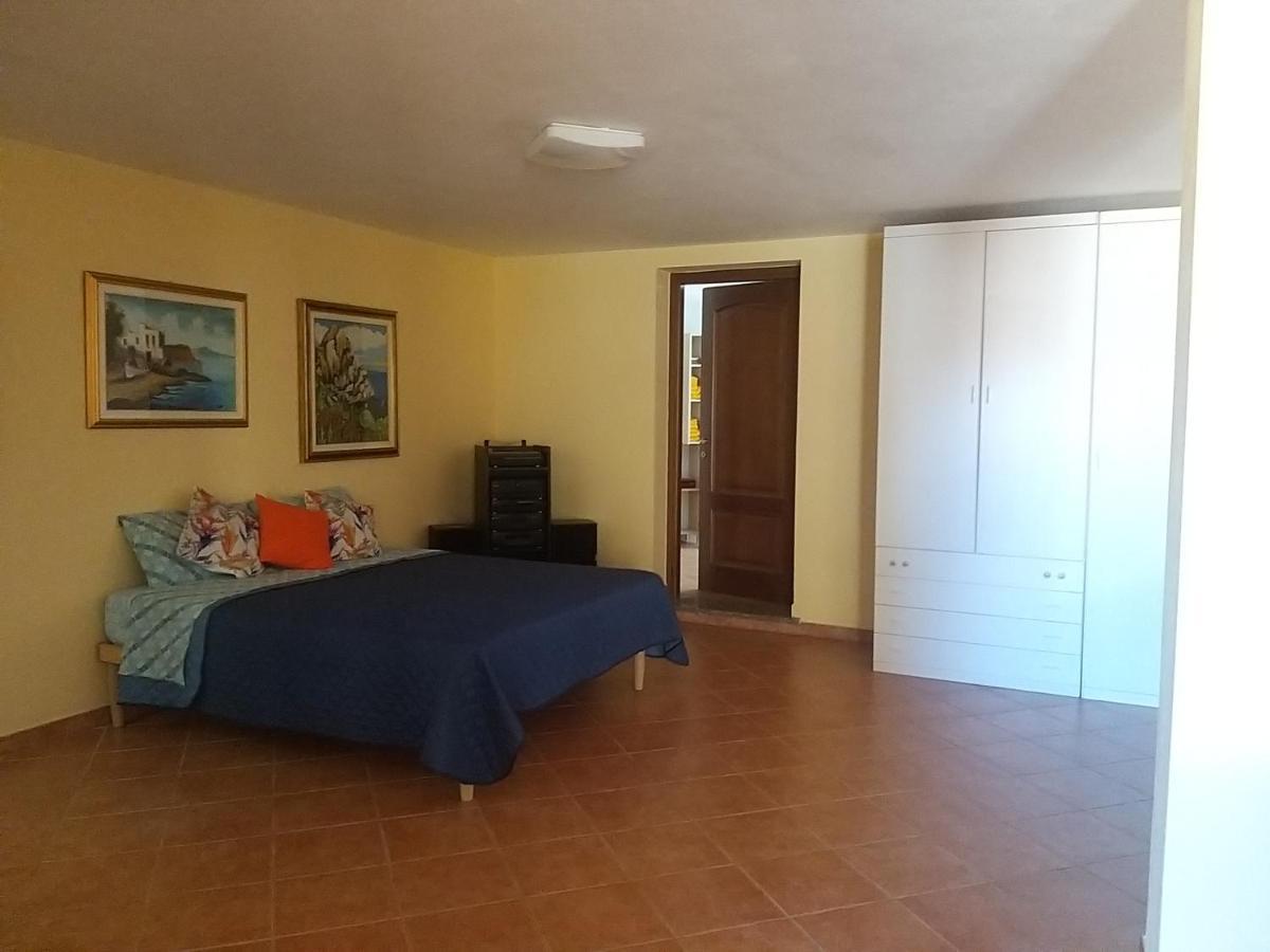 Casa Antonella Apartman Porto Torres Szoba fotó